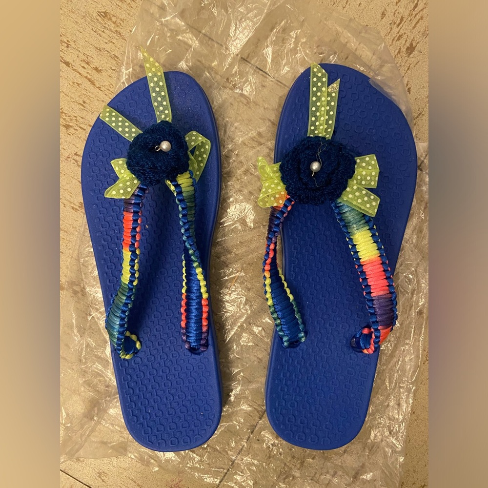 Handmade Detailing Flip Flops
